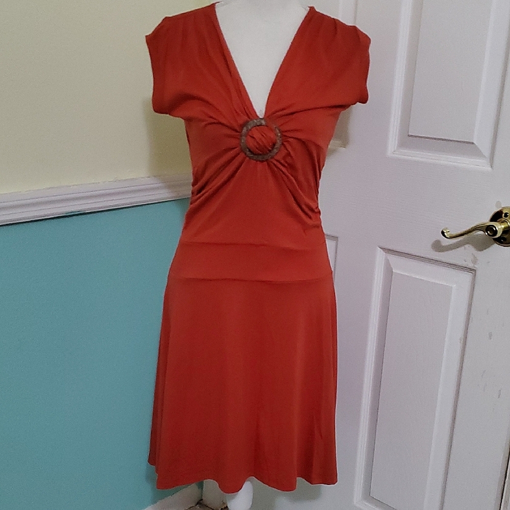 Chesley Retro Y2K Rust Coconut Ring Ruched V-neck Long Torso Flare Midi Dress S